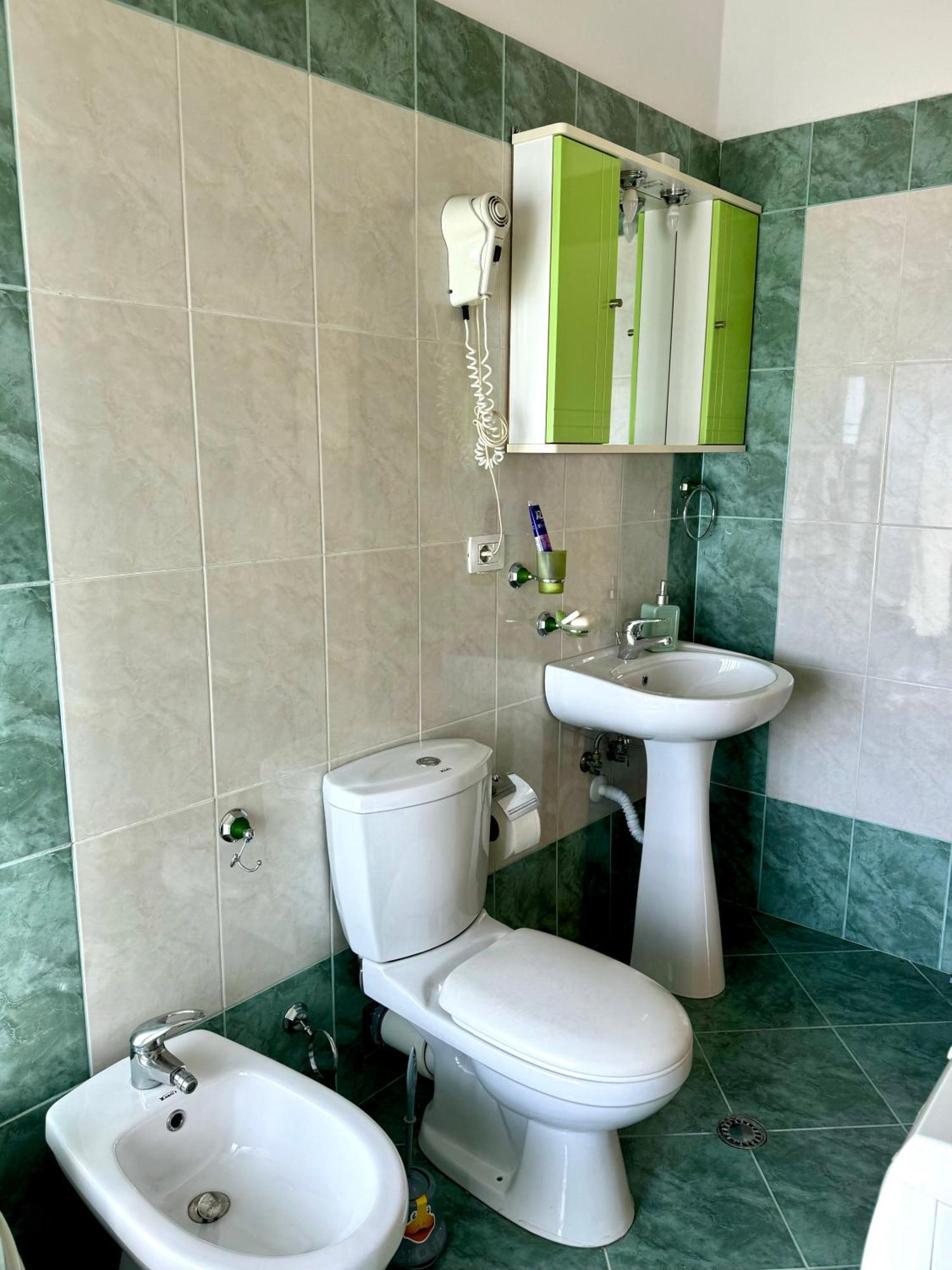 Skyview Oasis Premium Tirana